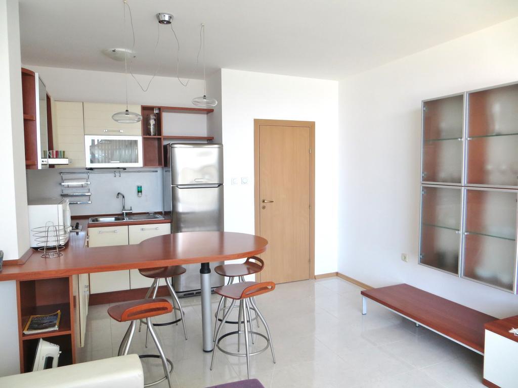 Holiday Apartment In Riviera Complex Sveti Vlas Pokoj fotografie