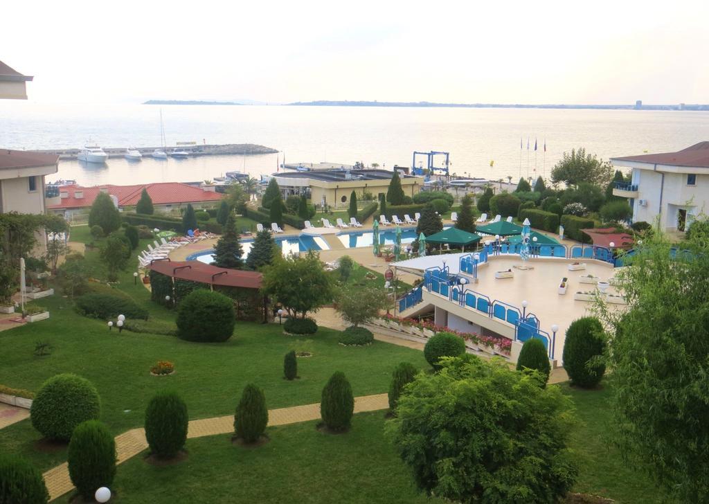 Holiday Apartment In Riviera Complex Sveti Vlas Pokoj fotografie